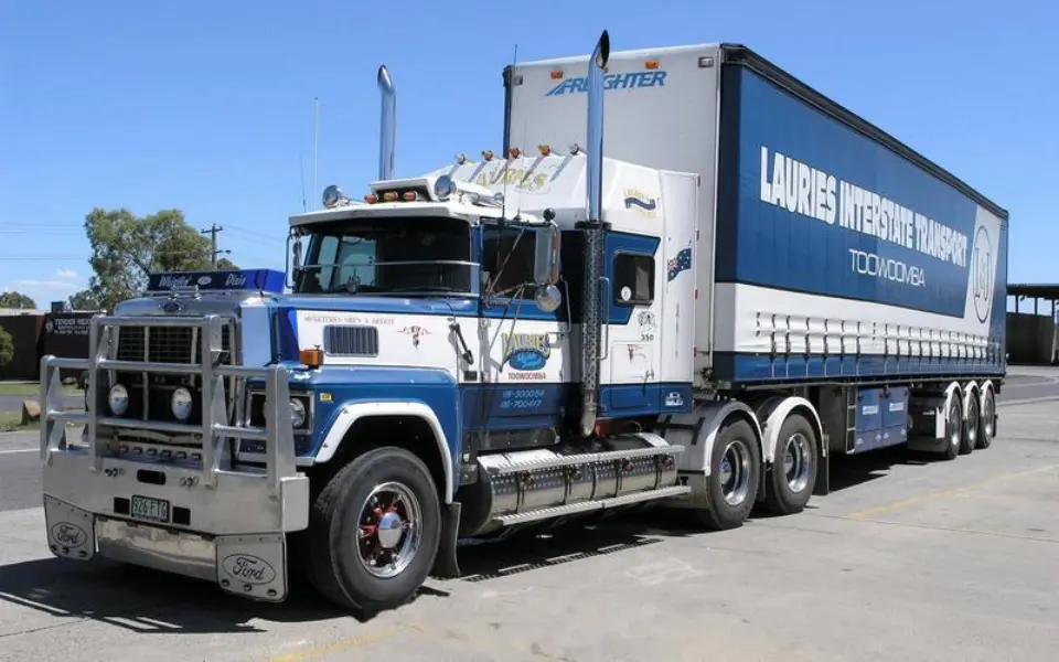 Kungani amaloli asekhaya angakhombe amapayipi awo aphelelisiwe phezulu?