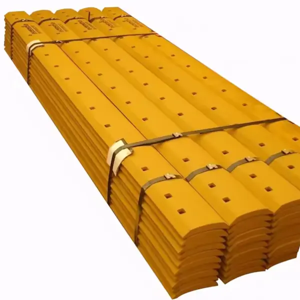 Iladi lomshini wokulinganisa we-excavator encane